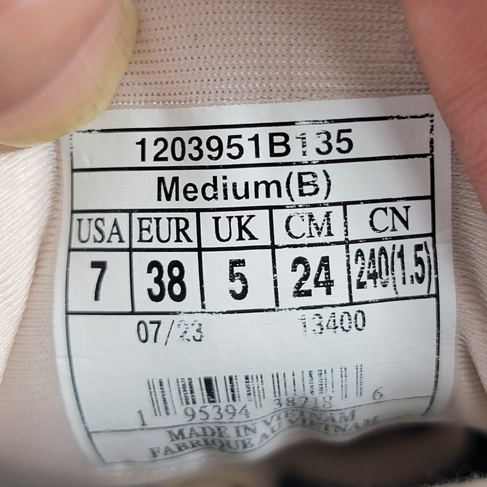 Brooks Ghost Max Crystal Gray/White Tuscany Colorway Womens 7 - Picture 11 of 11
